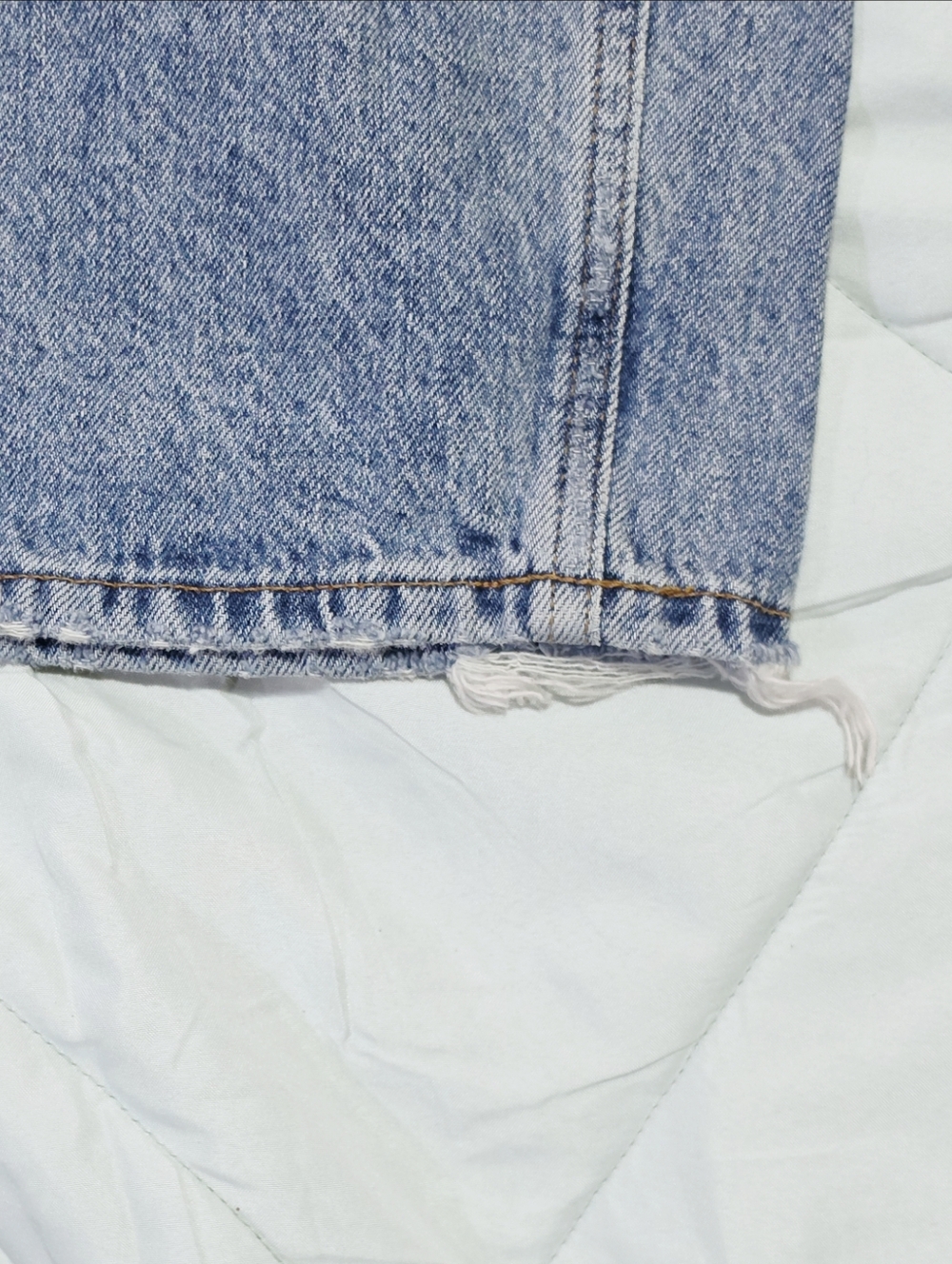Agolde Criss Cross Upsized Jeans - Picture 7 of 11